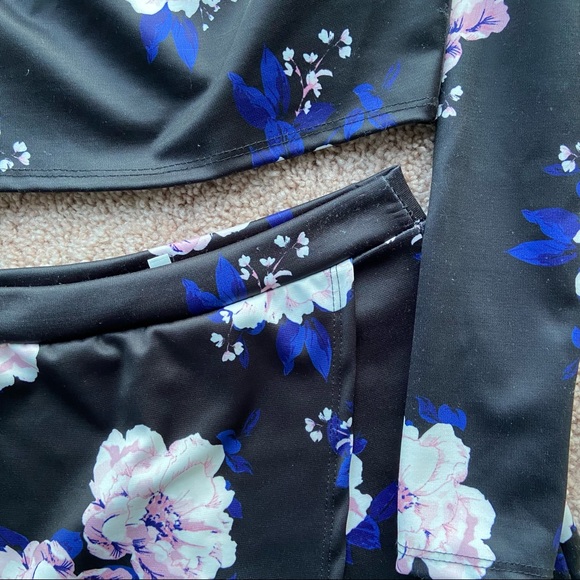 Two Piece Long Sleeve & Skort Set - Picture 3 of 5